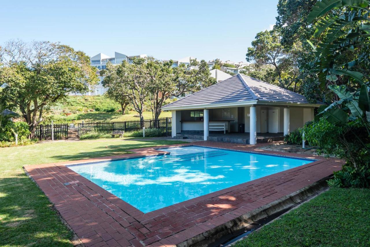 Loadshedding Free!! Tropical Beach Oasis, Wi-Fi, Views, Pool, Netflix Ballito Exterior photo